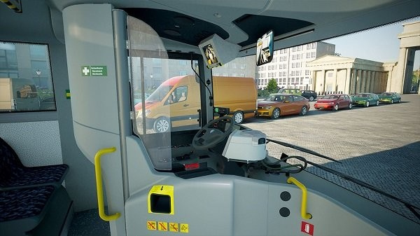 模拟公交驾驶员